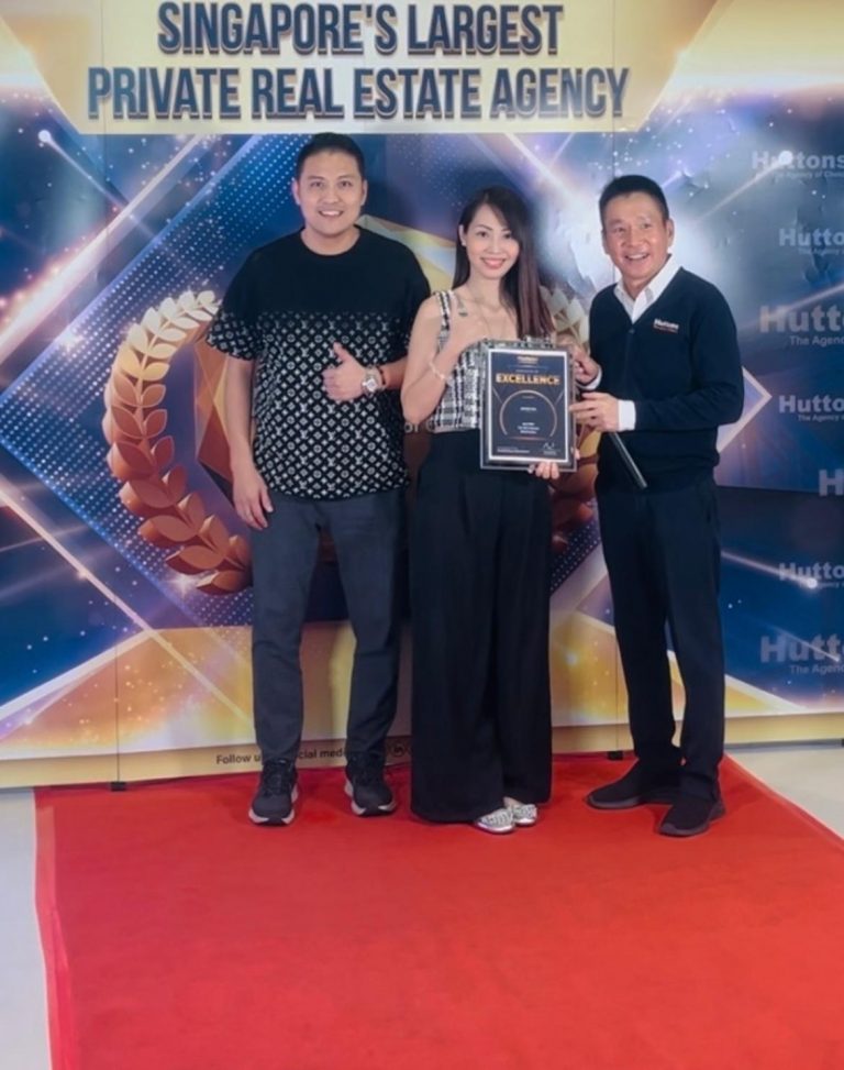 Adrian&JoyceTopProducerwithCEOApr2024